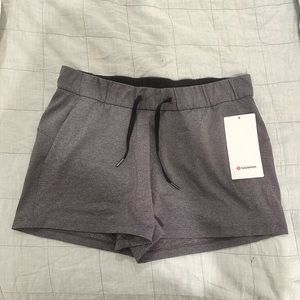 Lululemon, On The Run MR Running Shorts 2.5”, Size 10, Dark Gray Heather